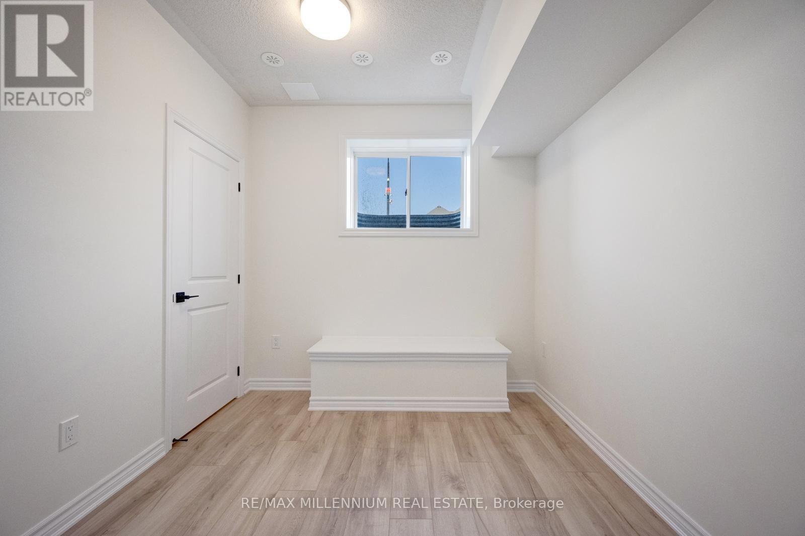 Main - 36 Thornbird Crescent Property Photo 25