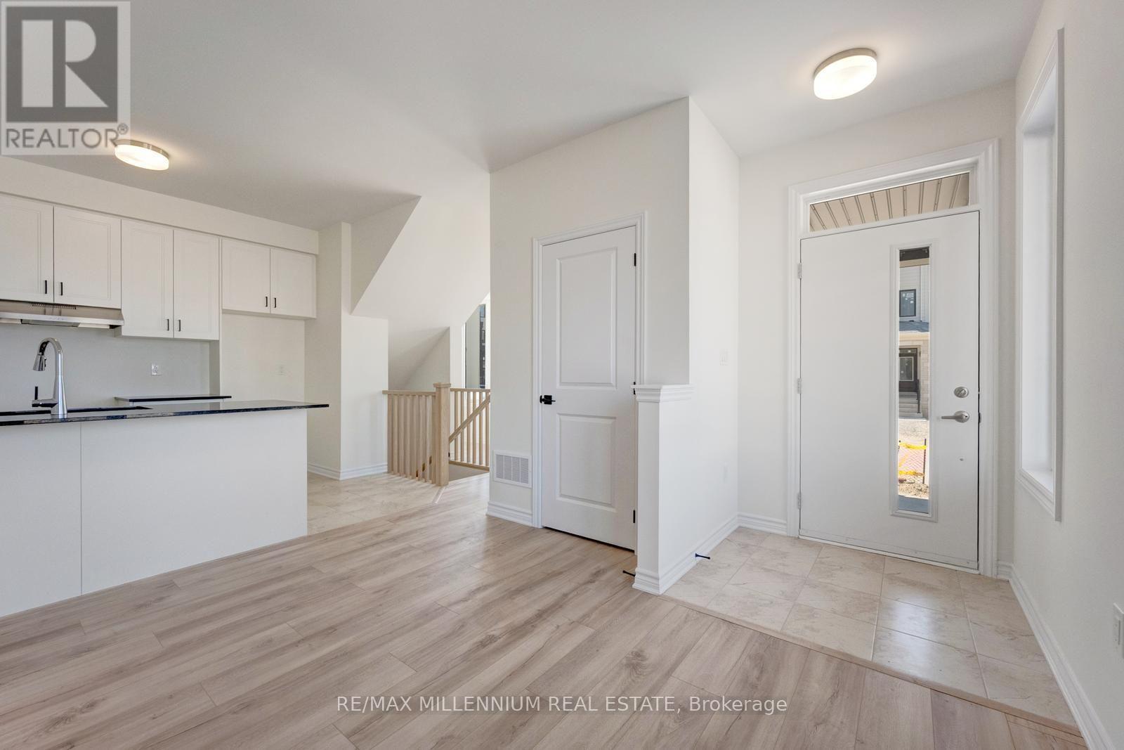Main - 36 Thornbird Crescent Property Photo 39