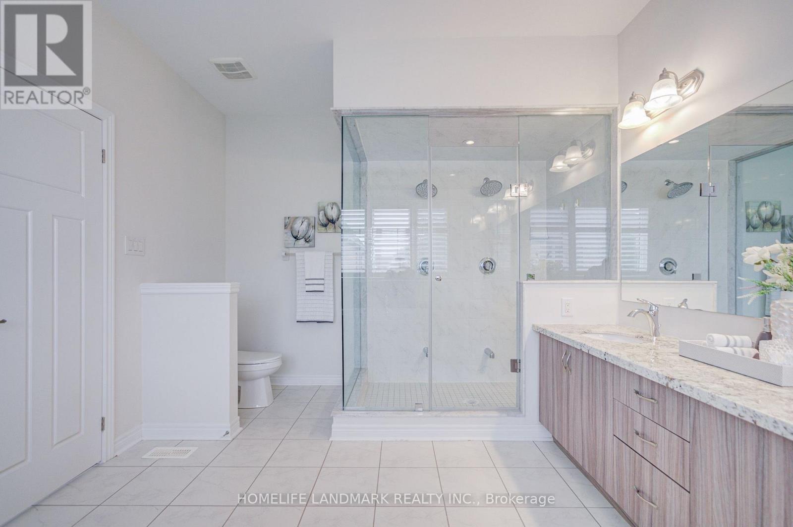 95 Hoey Crescent Property Photo 33