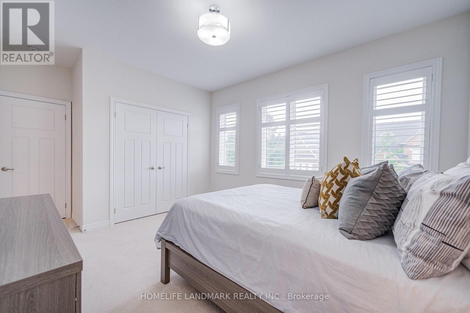 95 Hoey Crescent Property Photo 39