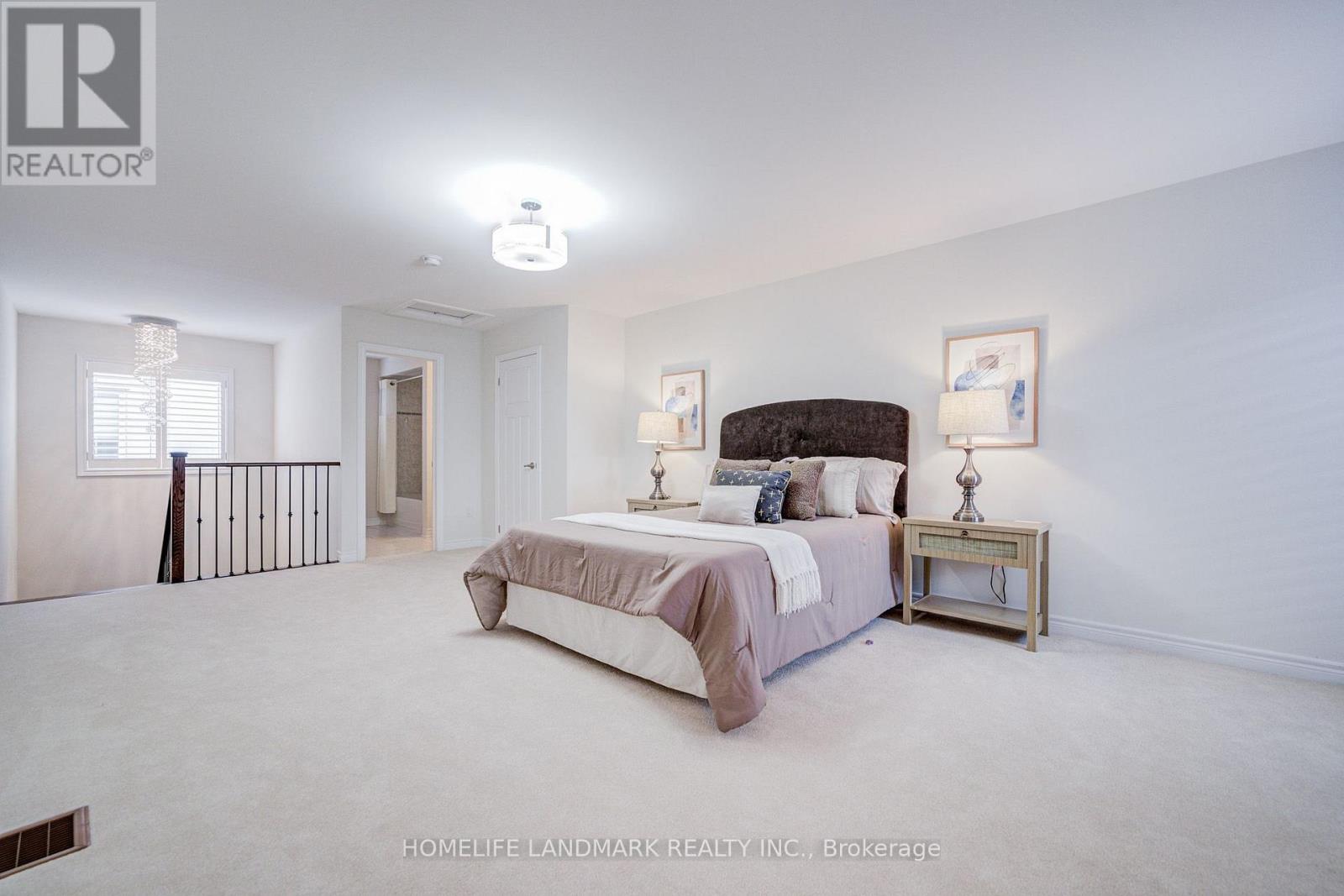 95 Hoey Crescent Property Photo 43