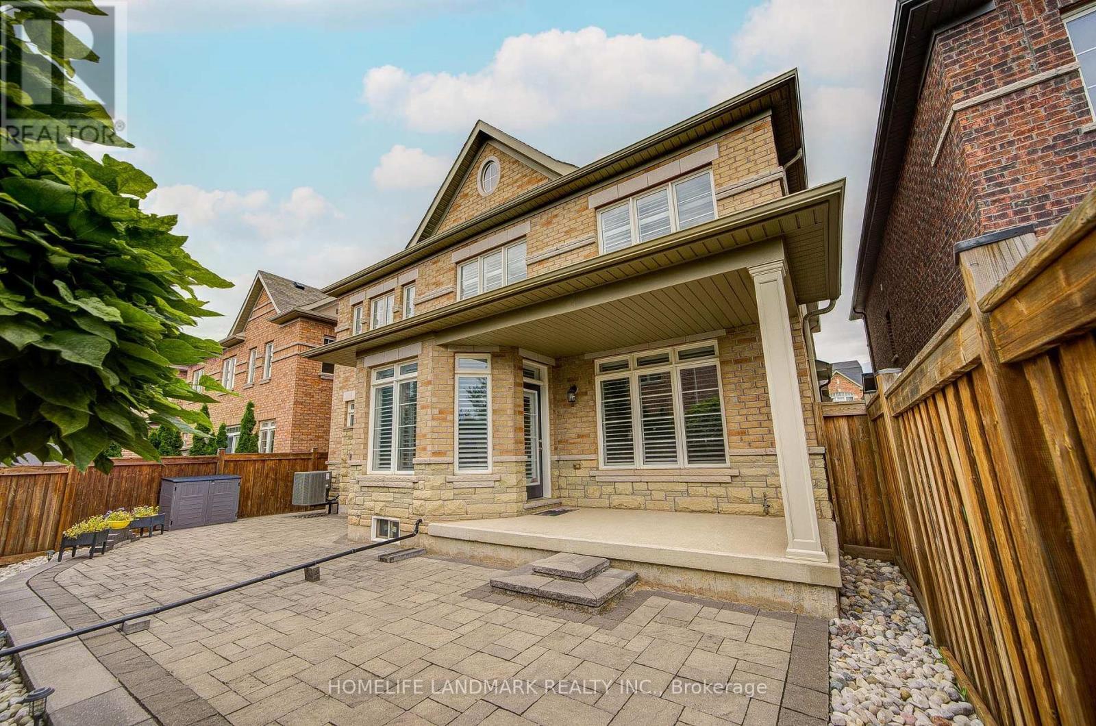 95 Hoey Crescent Property Photo 47
