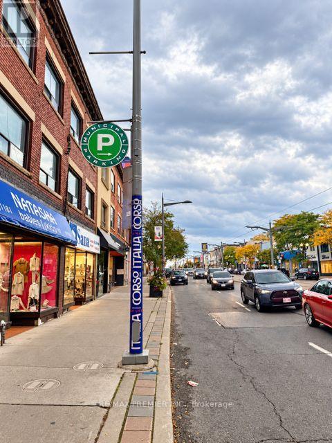 1193 St Clair Avenue W Property Photo 3