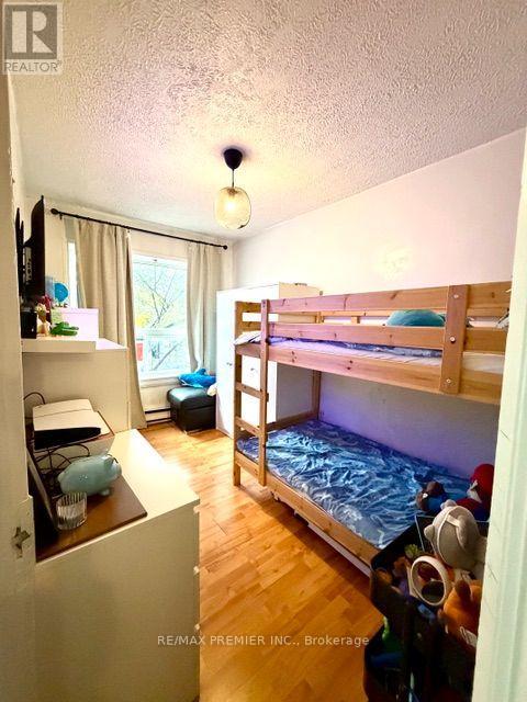 1193 St Clair Avenue W Property Photo 7
