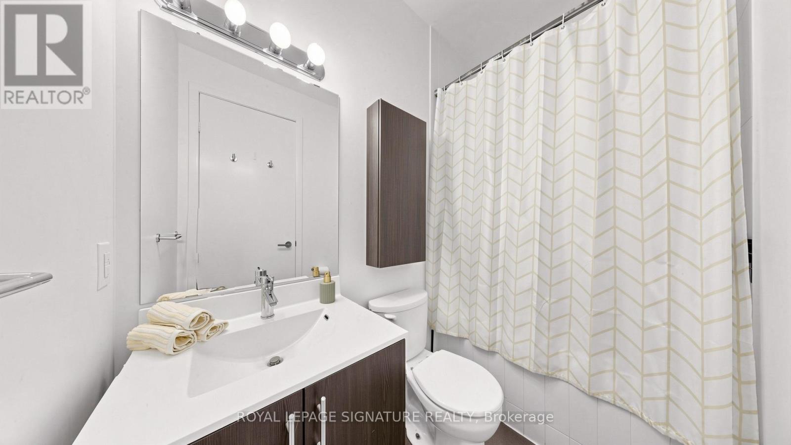 2524 - 165 Legion Road Property Photo 25