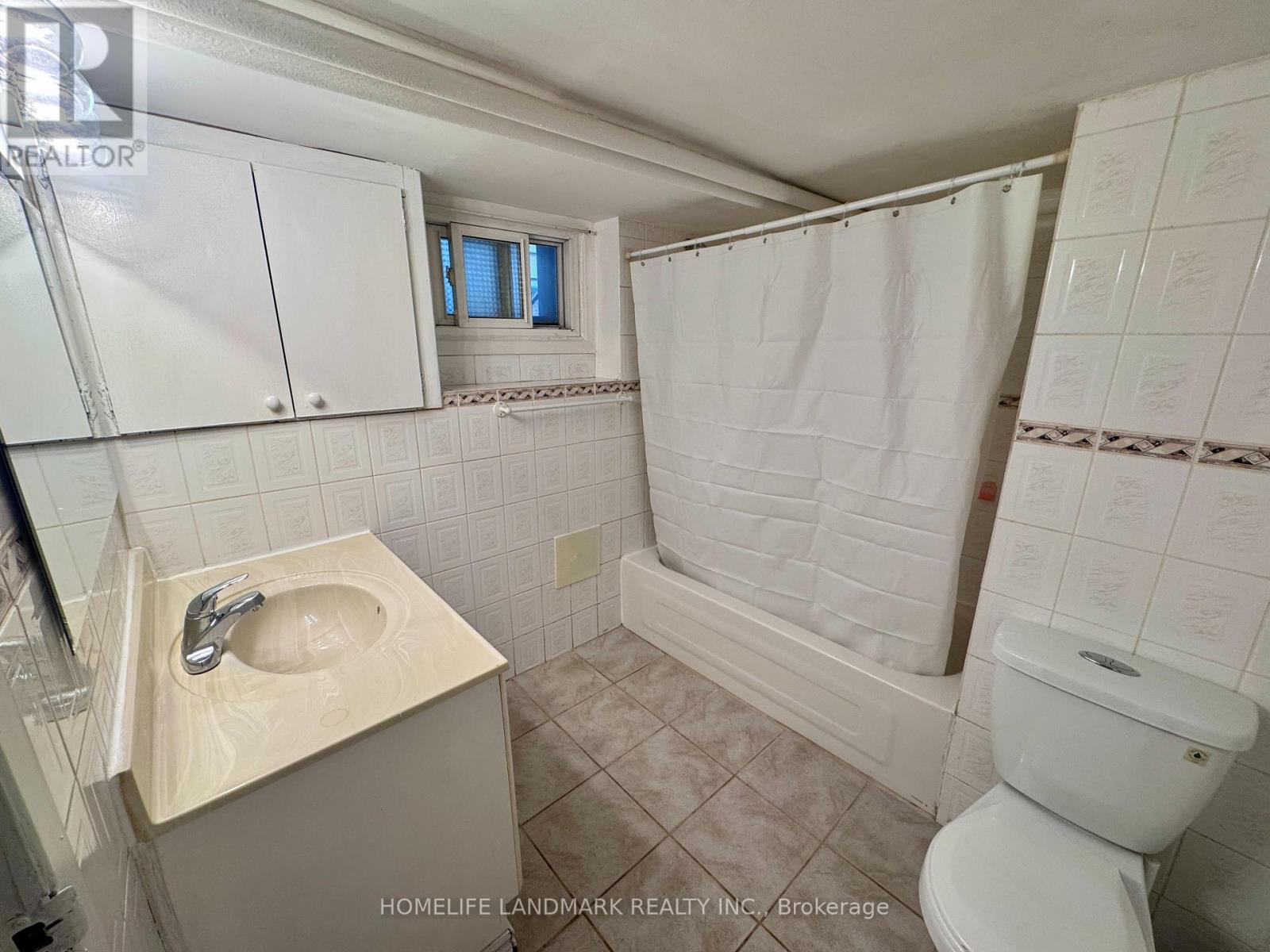 Lower - 415 Delaware Avenue Property Photo 5