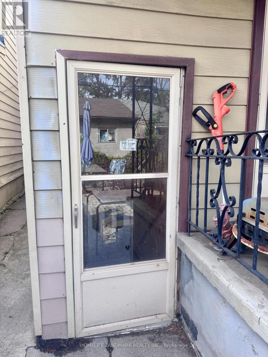 Lower - 415 Delaware Avenue Property Photo 7