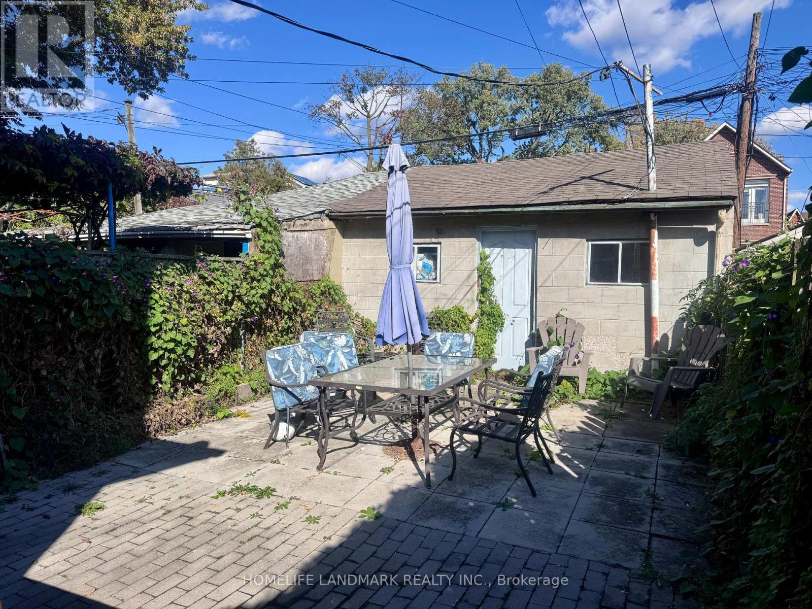 Lower - 415 Delaware Avenue Property Photo 8
