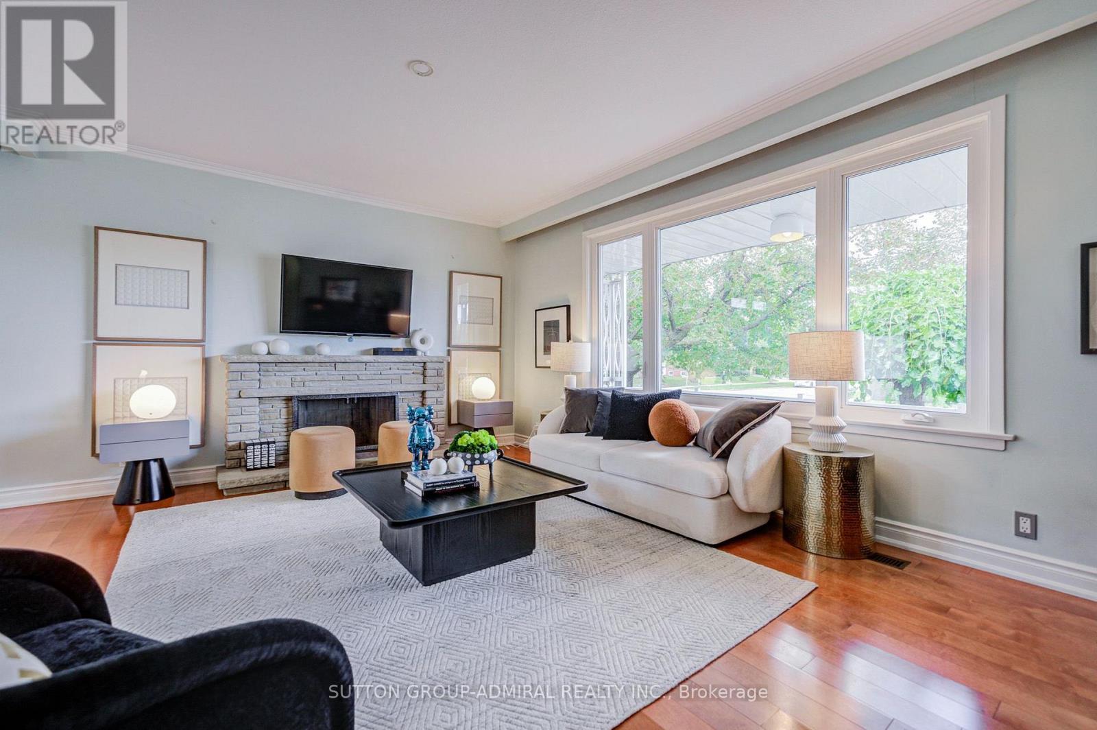 193 The Westway Property Photo 3