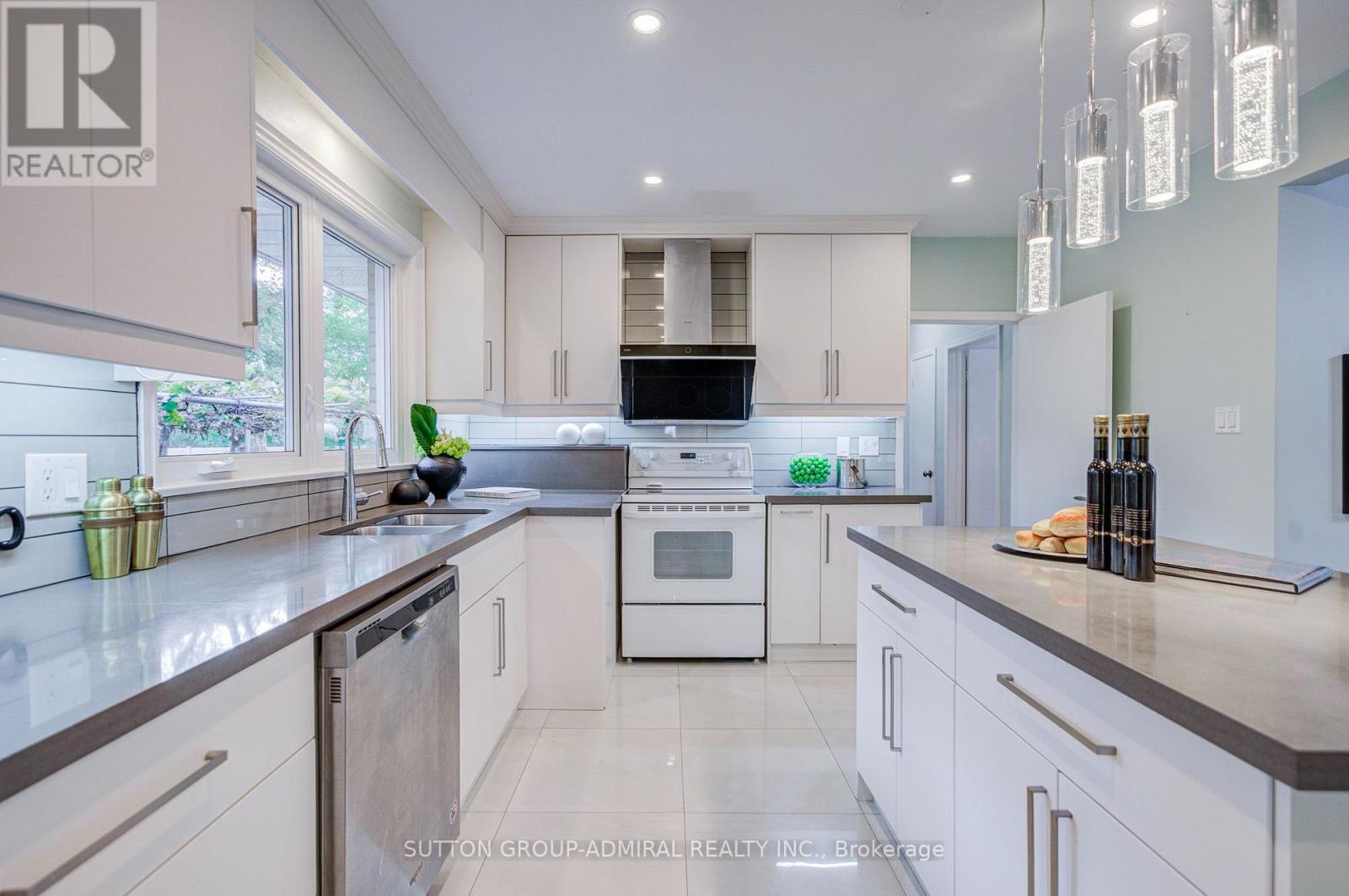 193 The Westway Property Photo 12