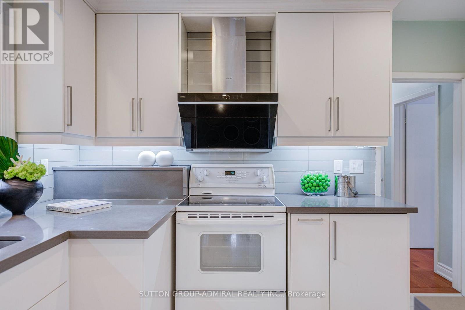 193 The Westway Property Photo 14