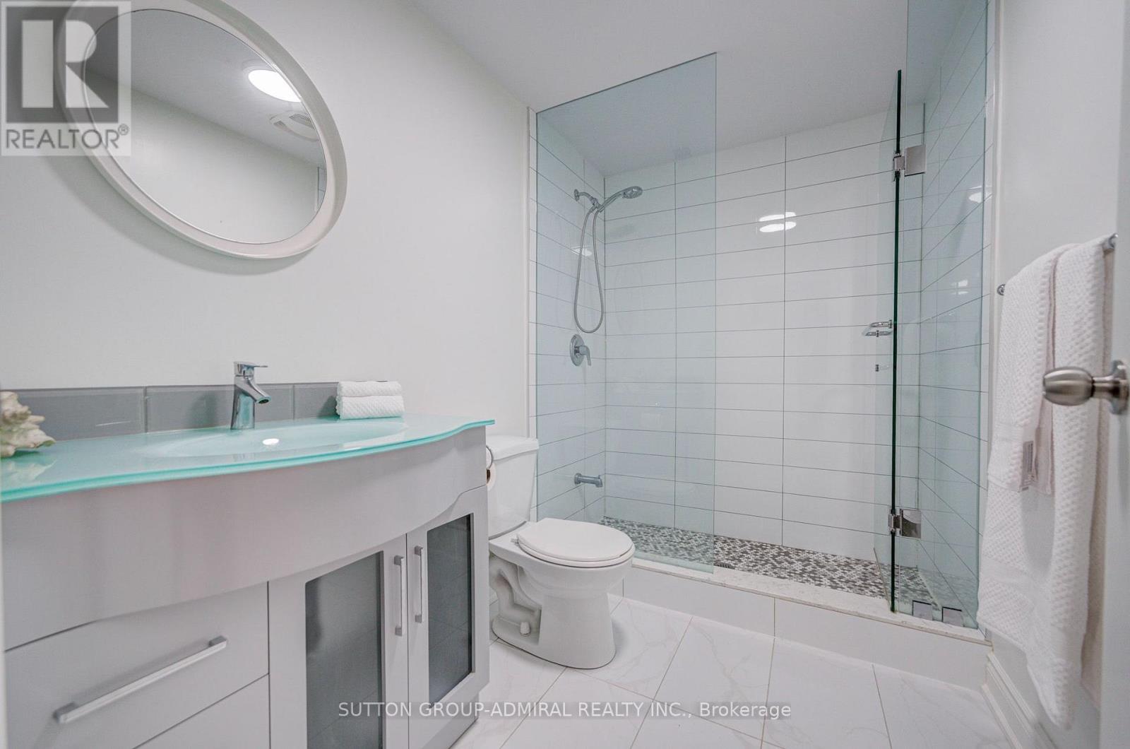 193 The Westway Property Photo 37