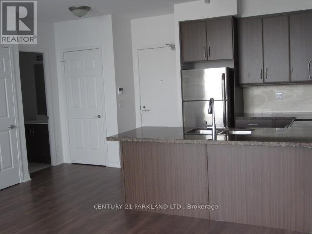 1116 - 15 James Finlay Way Property Photo 5