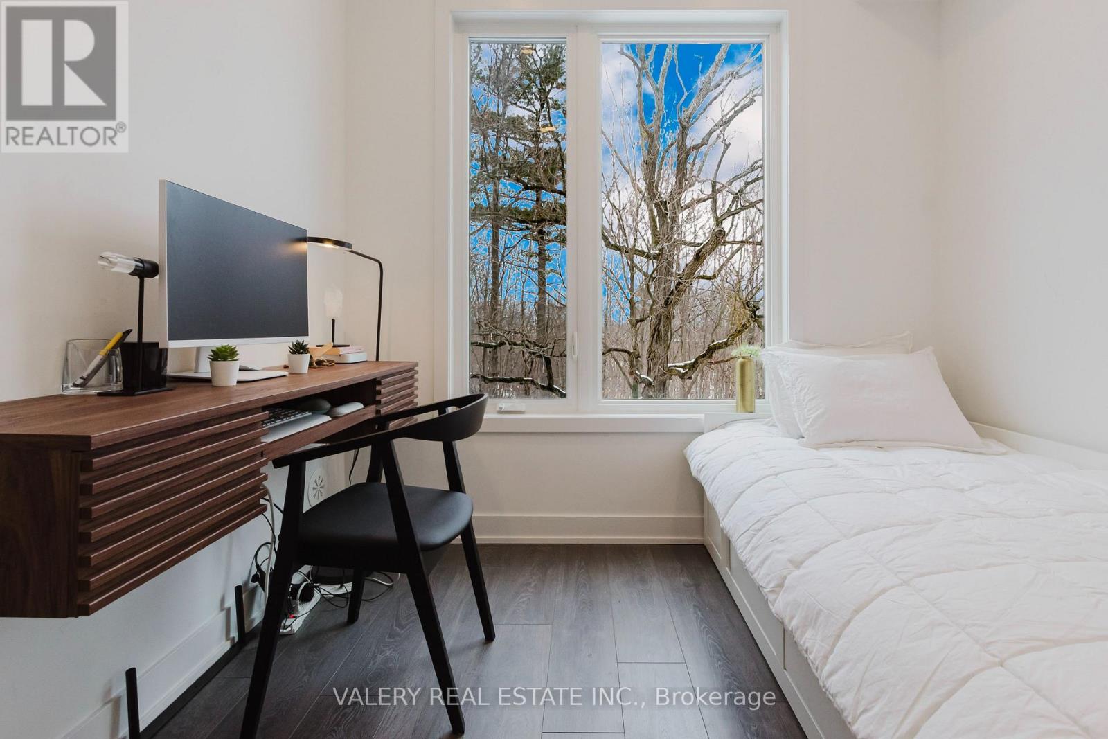 16 - 3492 Widdicombe Way Property Photo 21