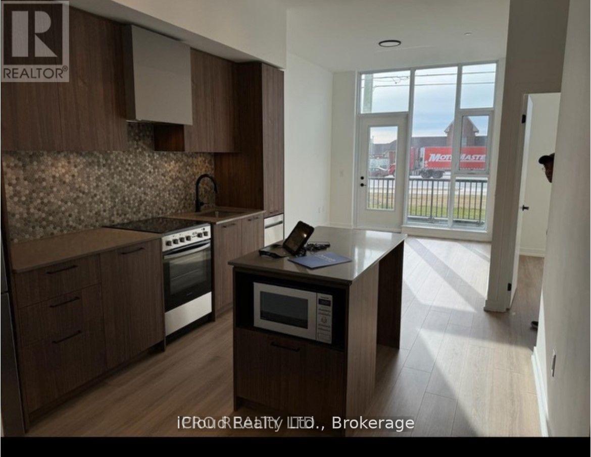 111 - 10 Lagerfeld Drive Property Photo 4