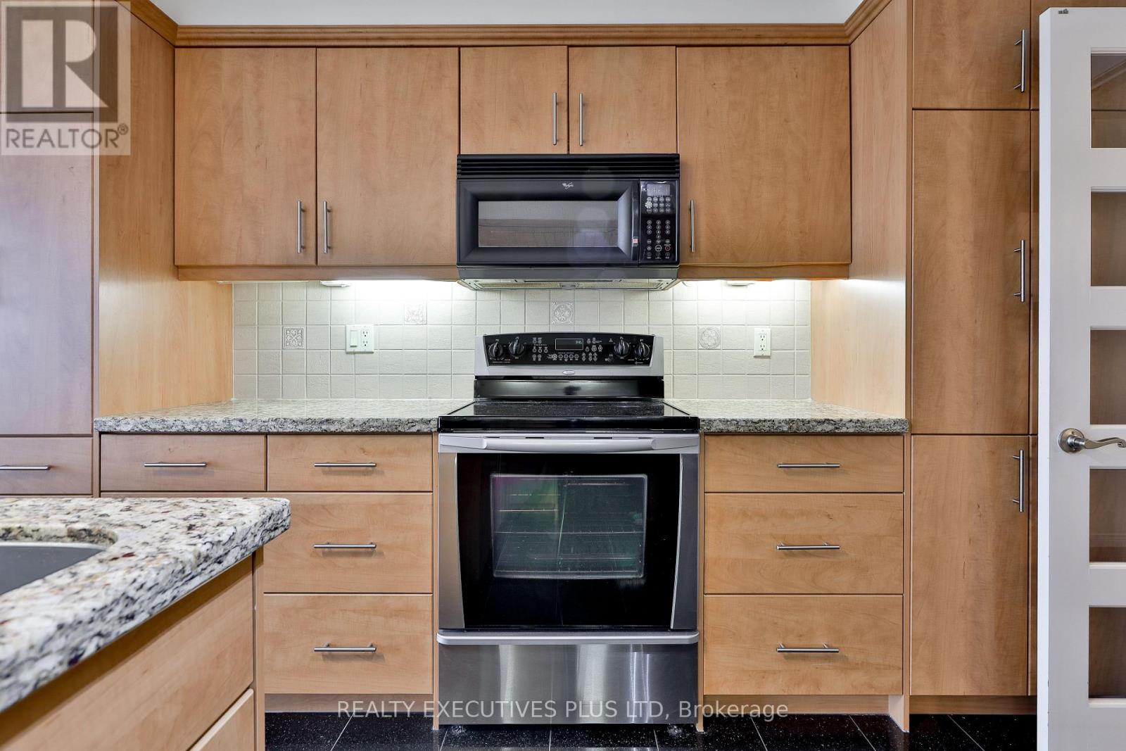 1401 - 1800 The Collegeway Way Property Photo 11