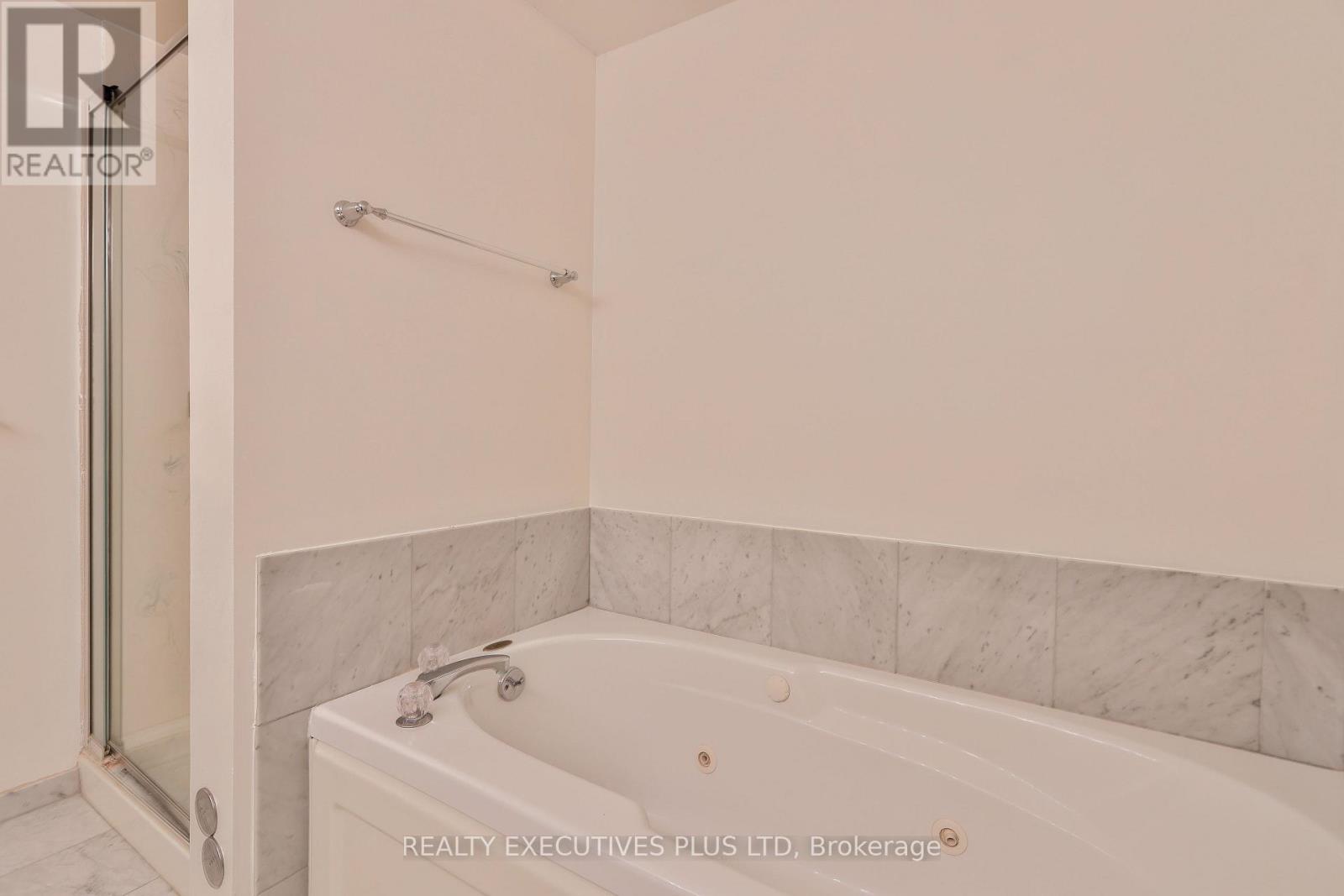 1401 - 1800 The Collegeway Way Property Photo 26