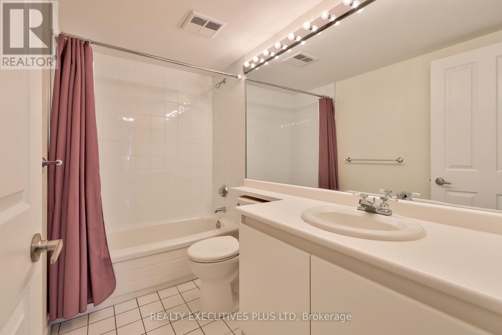 1401 - 1800 The Collegeway Way Property Photo 31