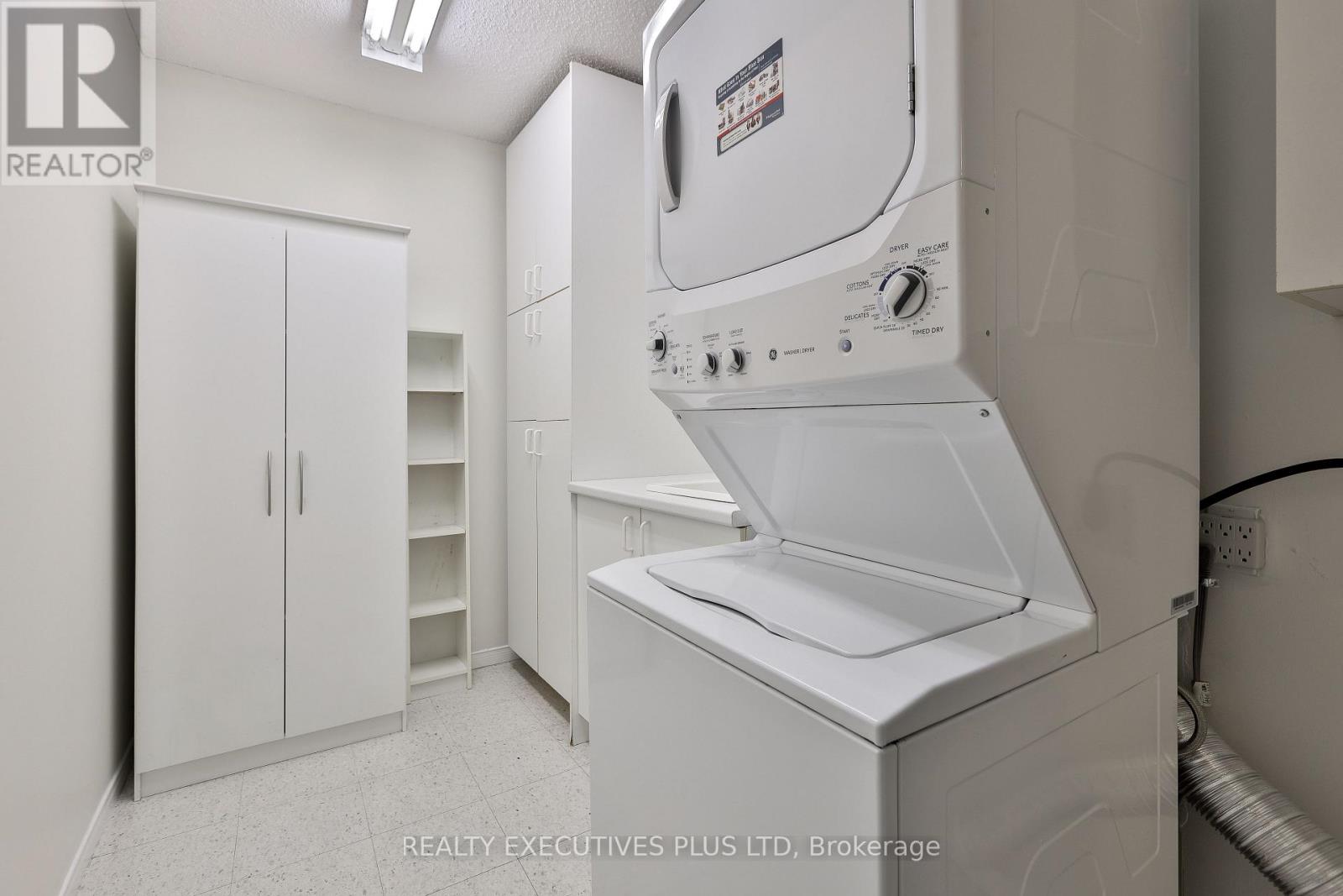 1401 - 1800 The Collegeway Way Property Photo 32
