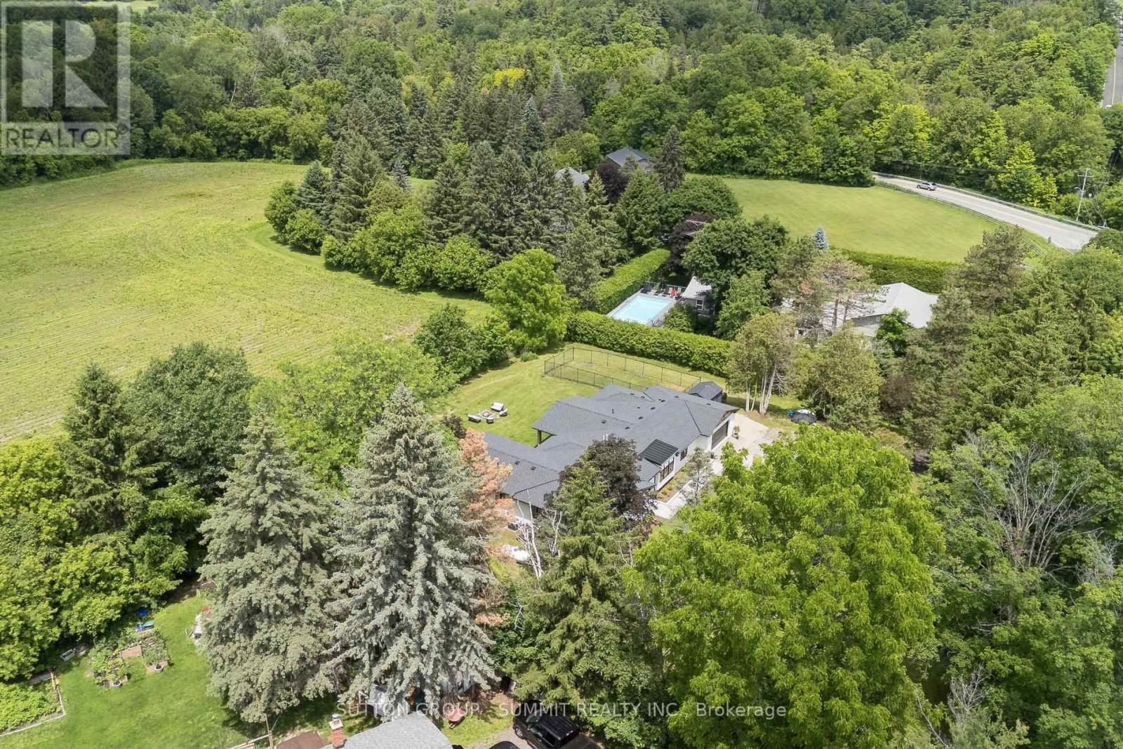 1315 Britannia Road Property Photo 45