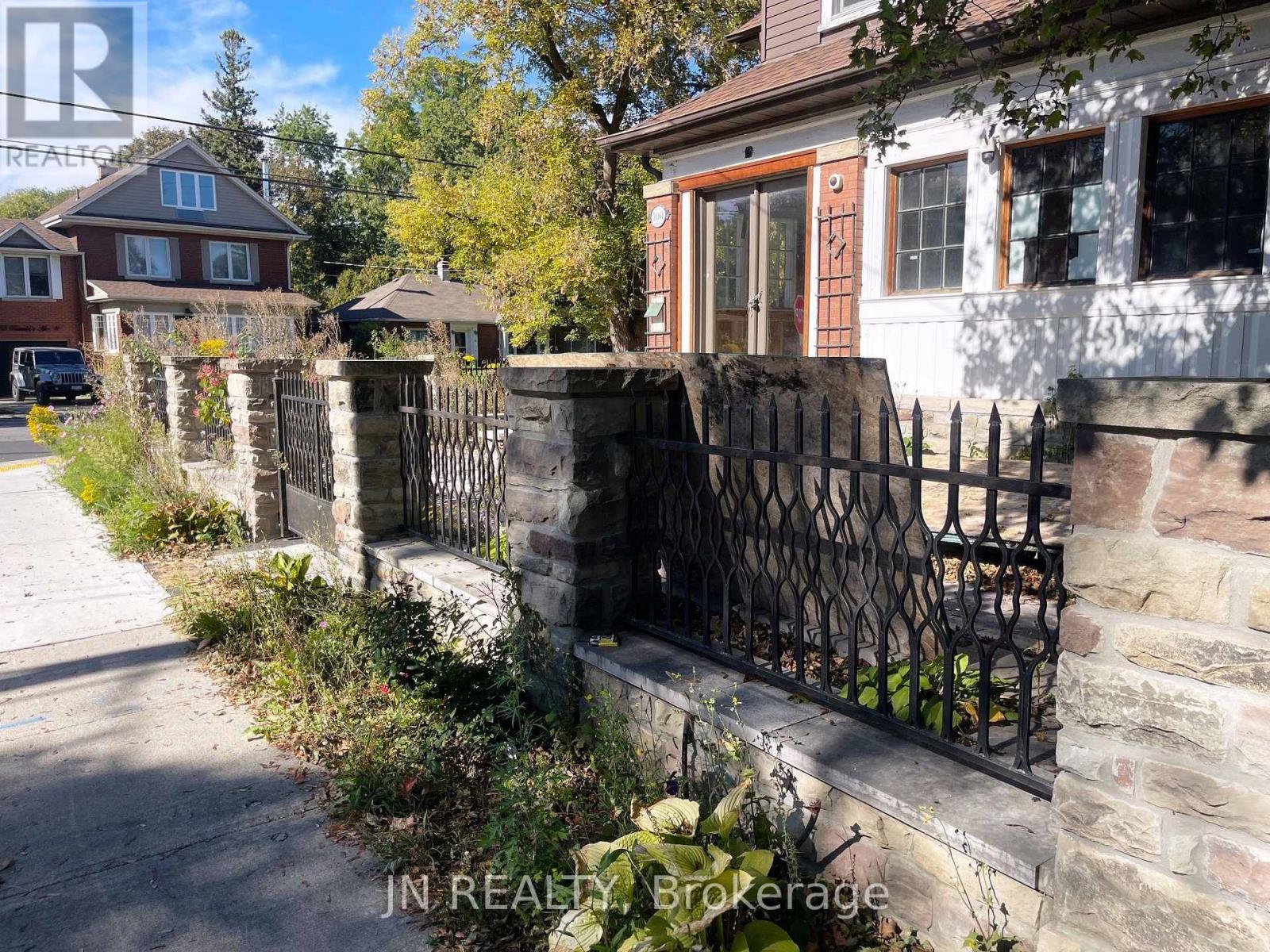 100 Mill Street N Property Photo 2