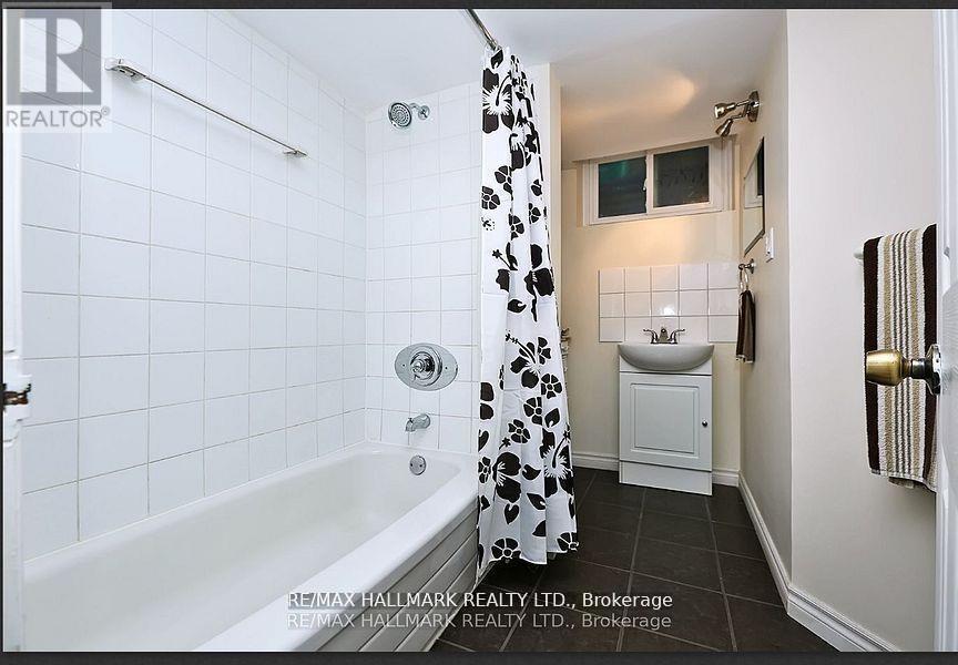 71 Ecclestone Drive Property Photo 4