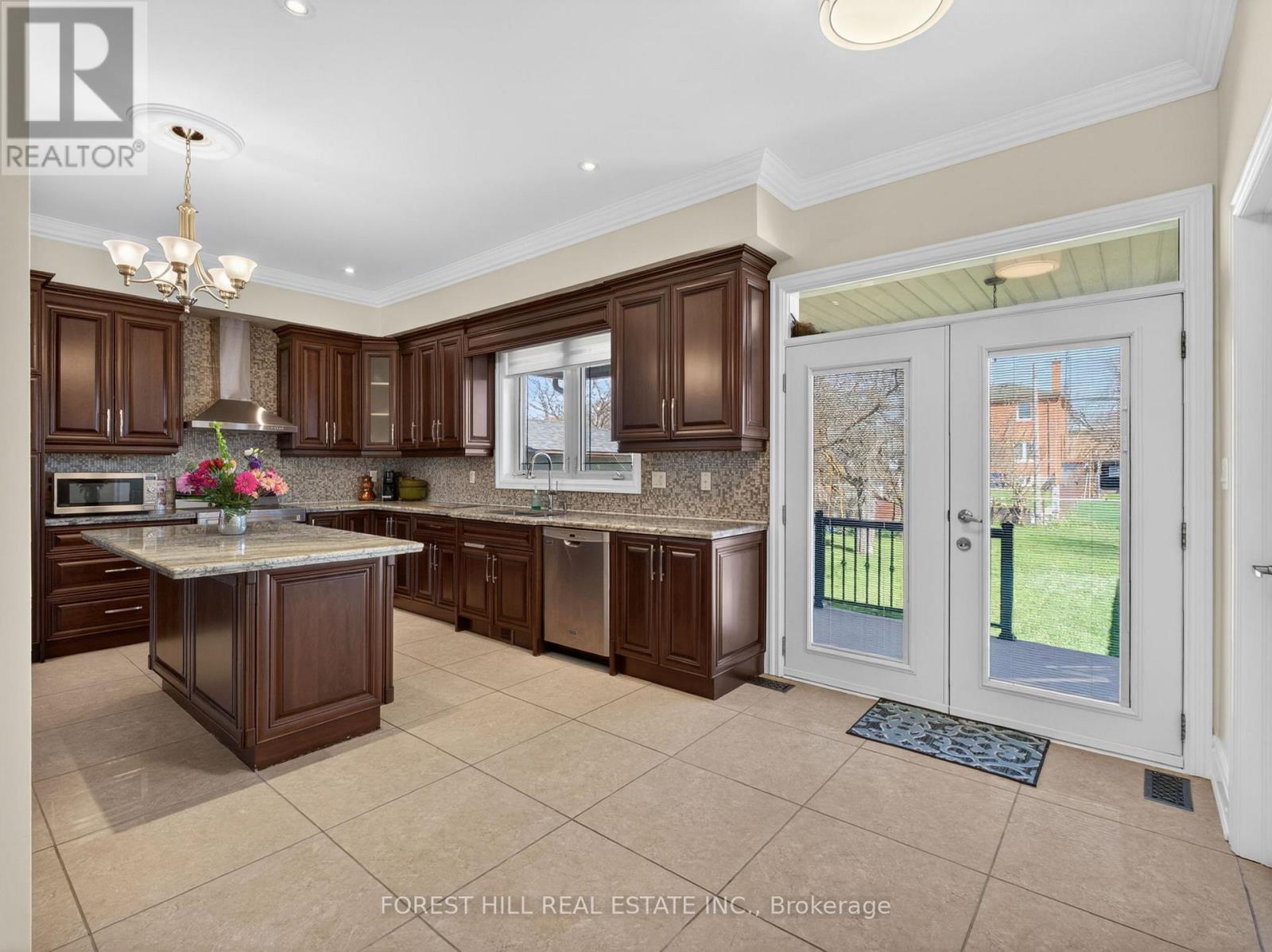 114 Regent Road Property Photo 9