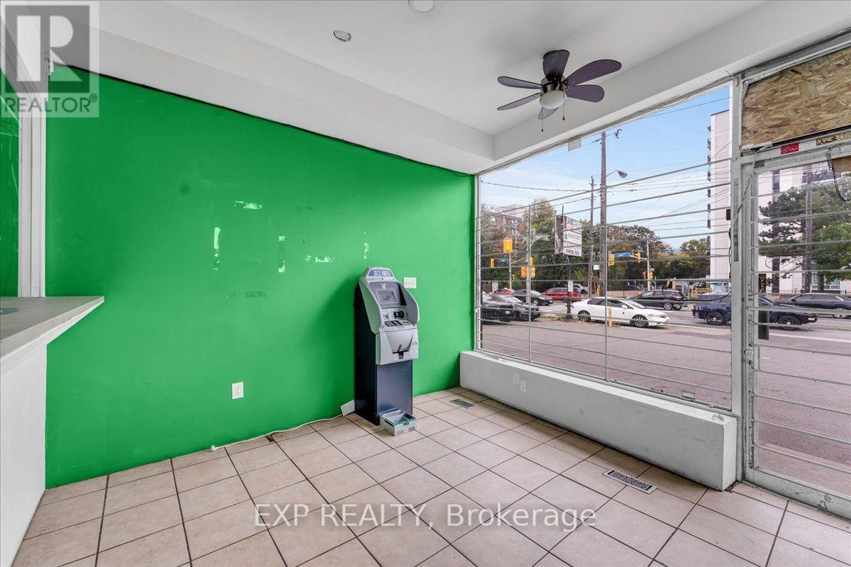 1792 Jane Street Property Photo 5