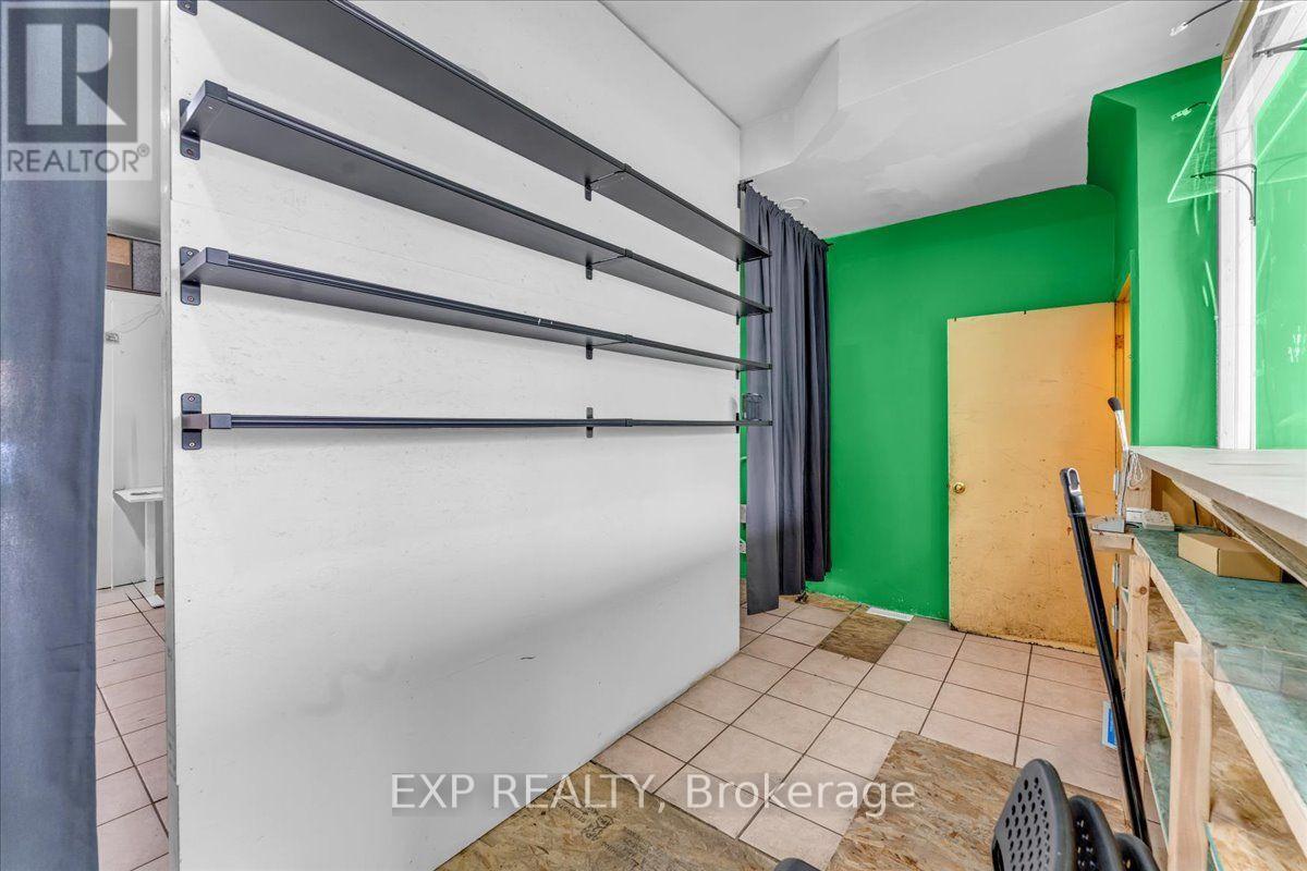1792 Jane Street Property Photo 9