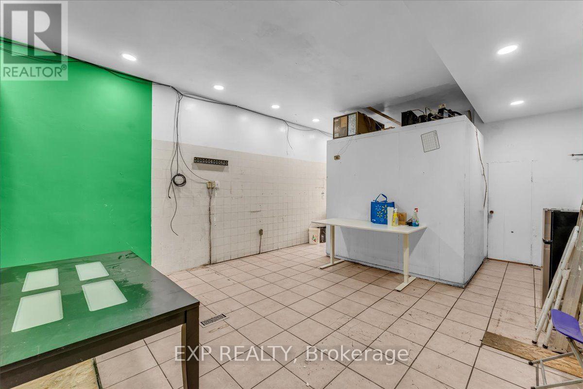 1792 Jane Street Property Photo 12