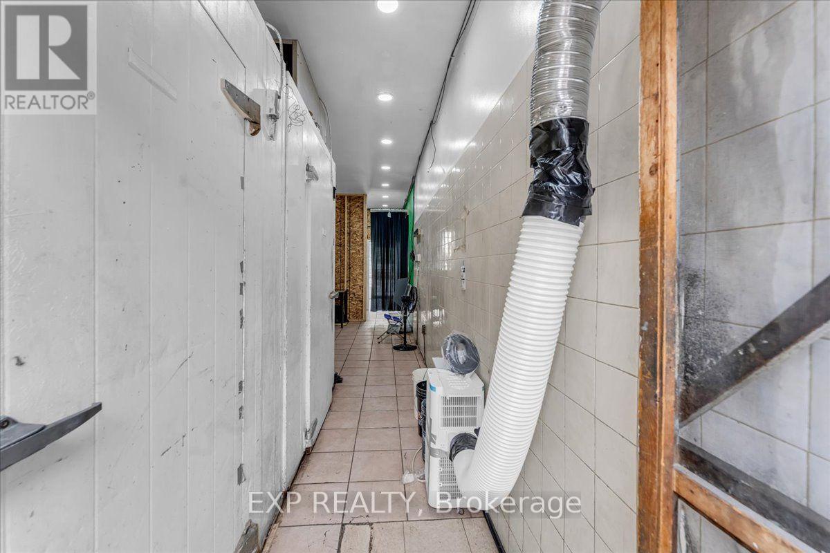 1792 Jane Street Property Photo 18