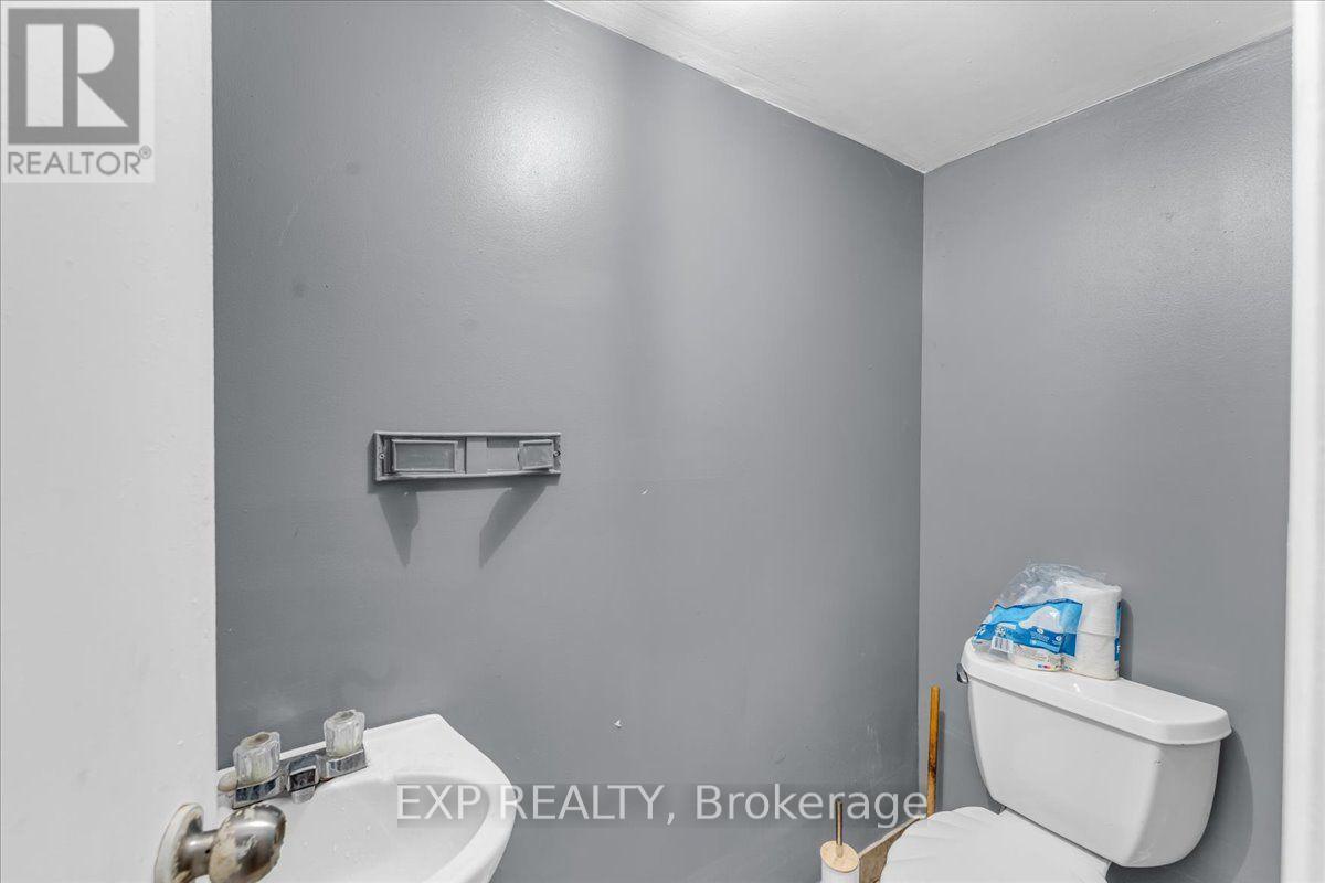 1792 Jane Street Property Photo 24