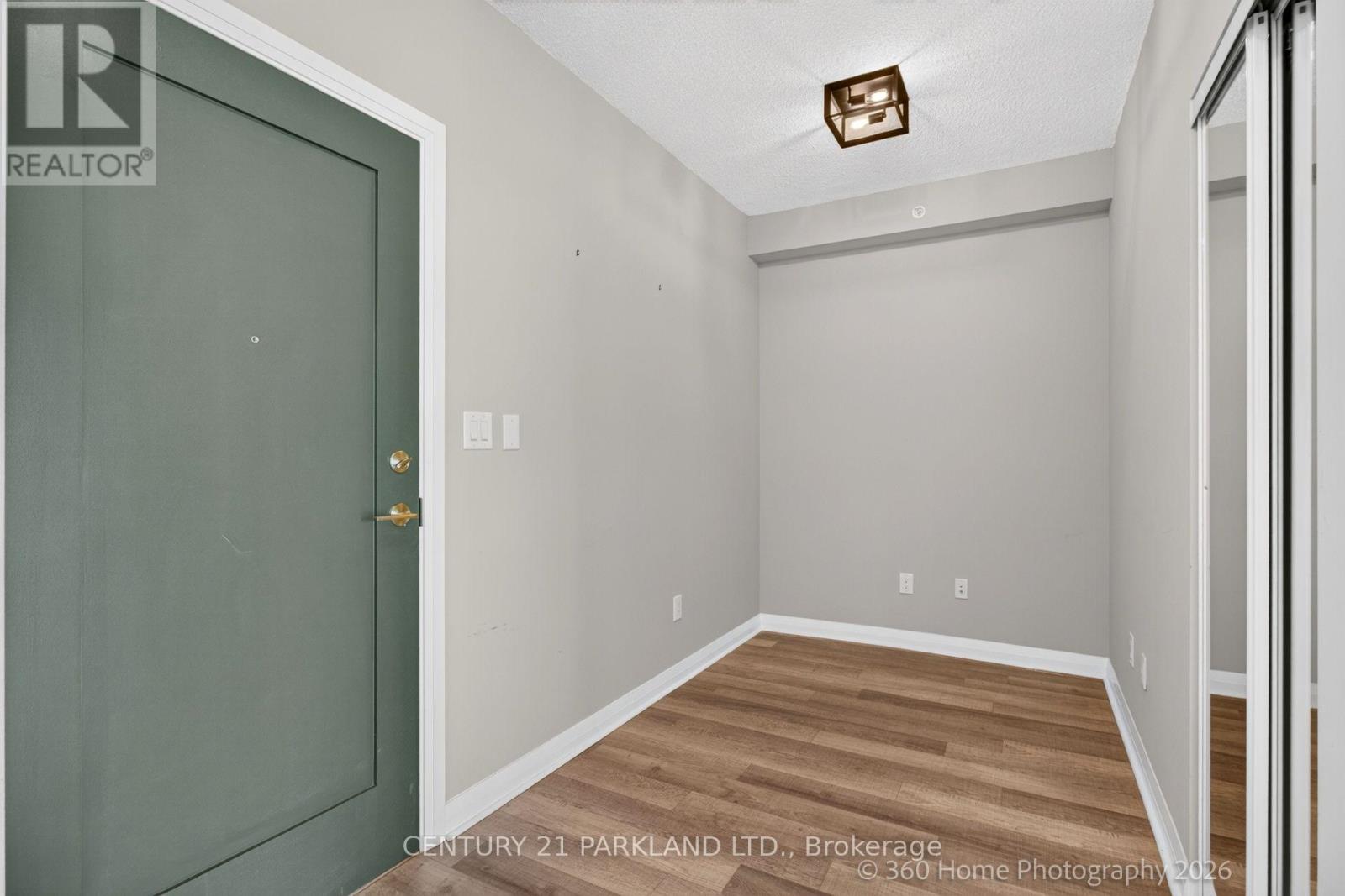 905 - 5025 Four Springs Avenue E Property Photo 11