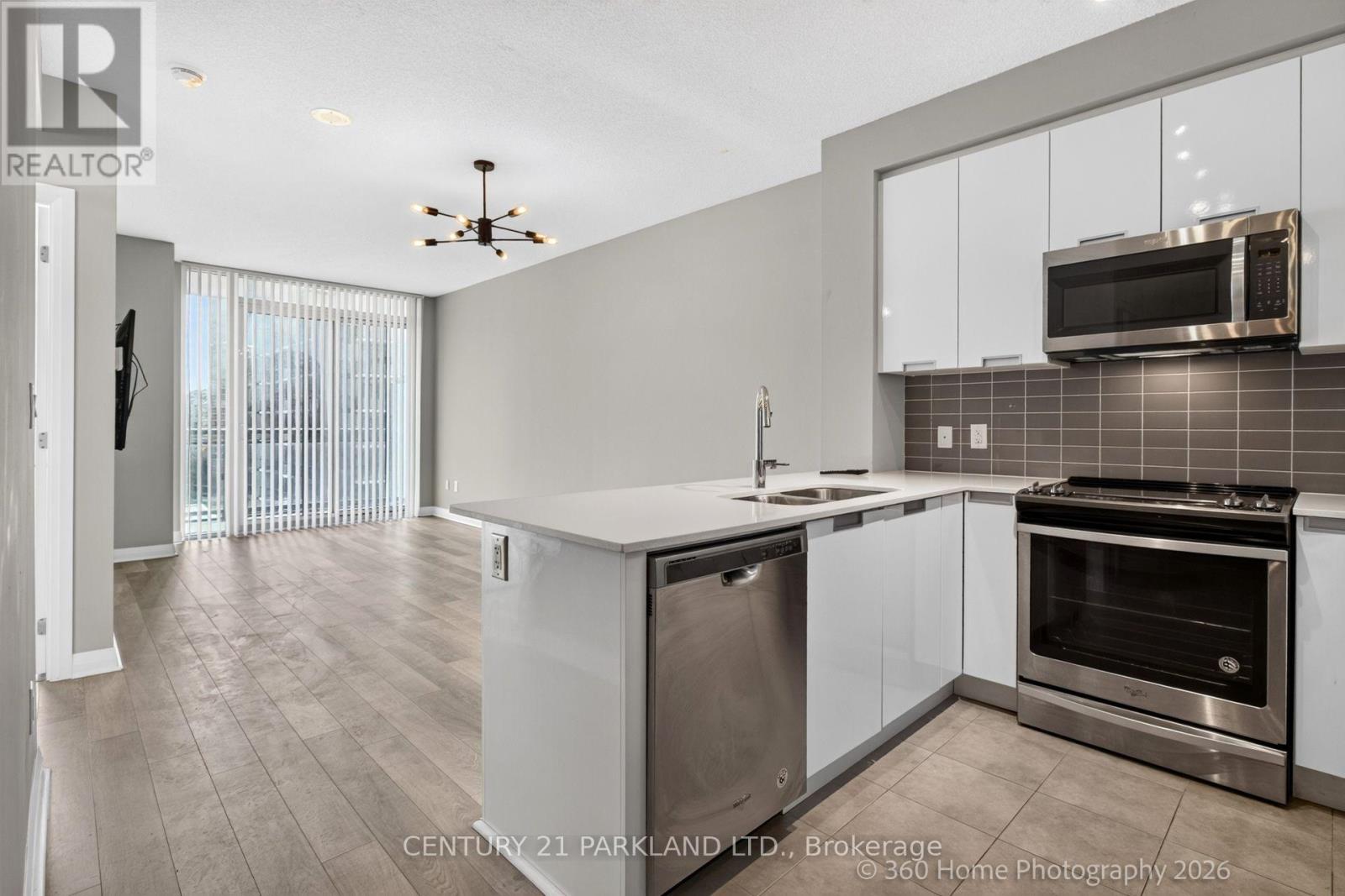905 - 5025 Four Springs Avenue E Property Photo 13