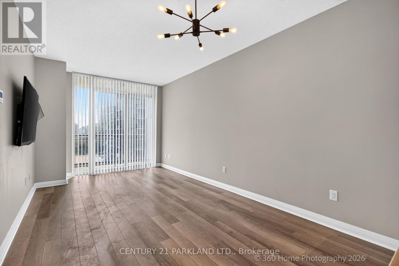 905 - 5025 Four Springs Avenue E Property Photo 17