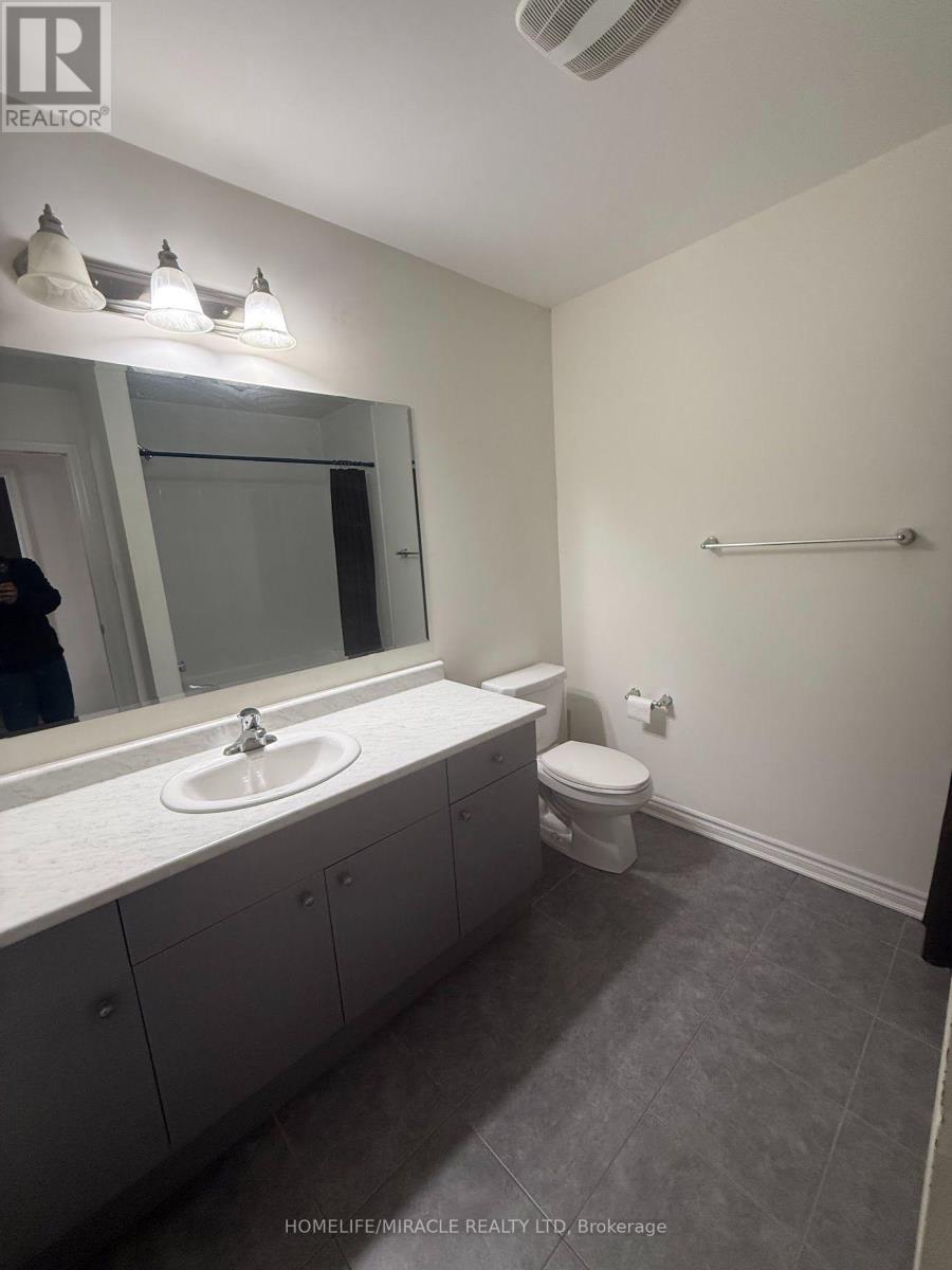 69 Benhurst Crescent Property Photo 9