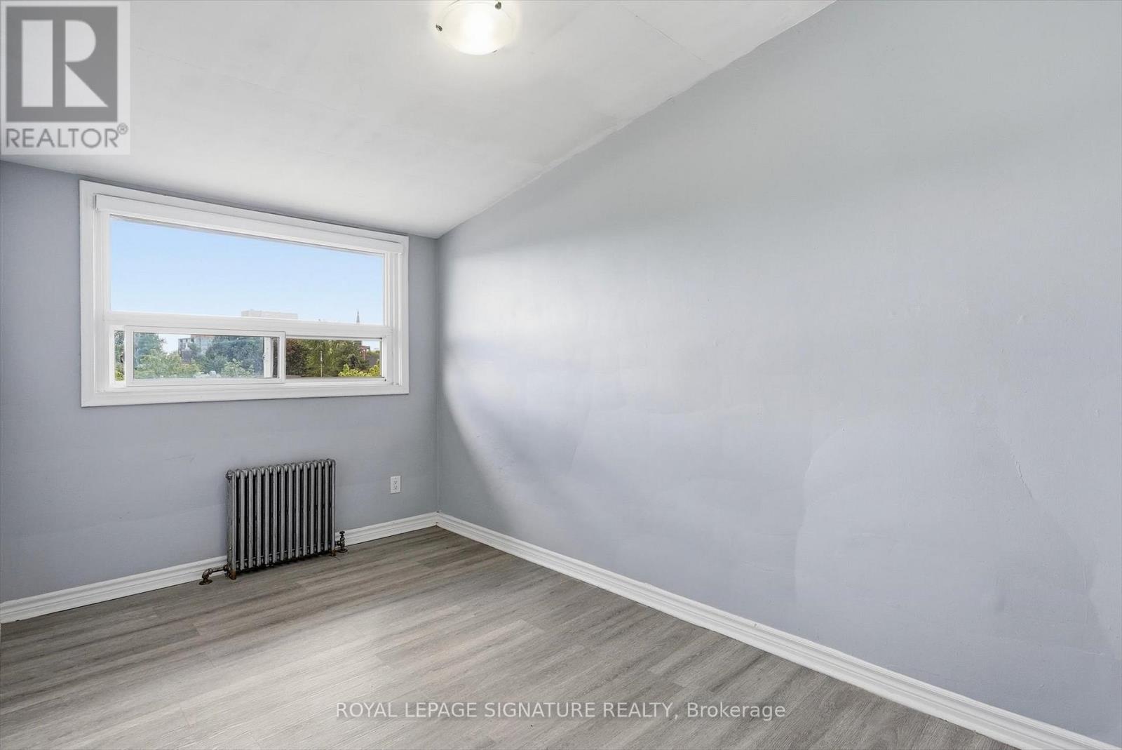 301 - 49 Cuffley Crescent S Property Photo 12