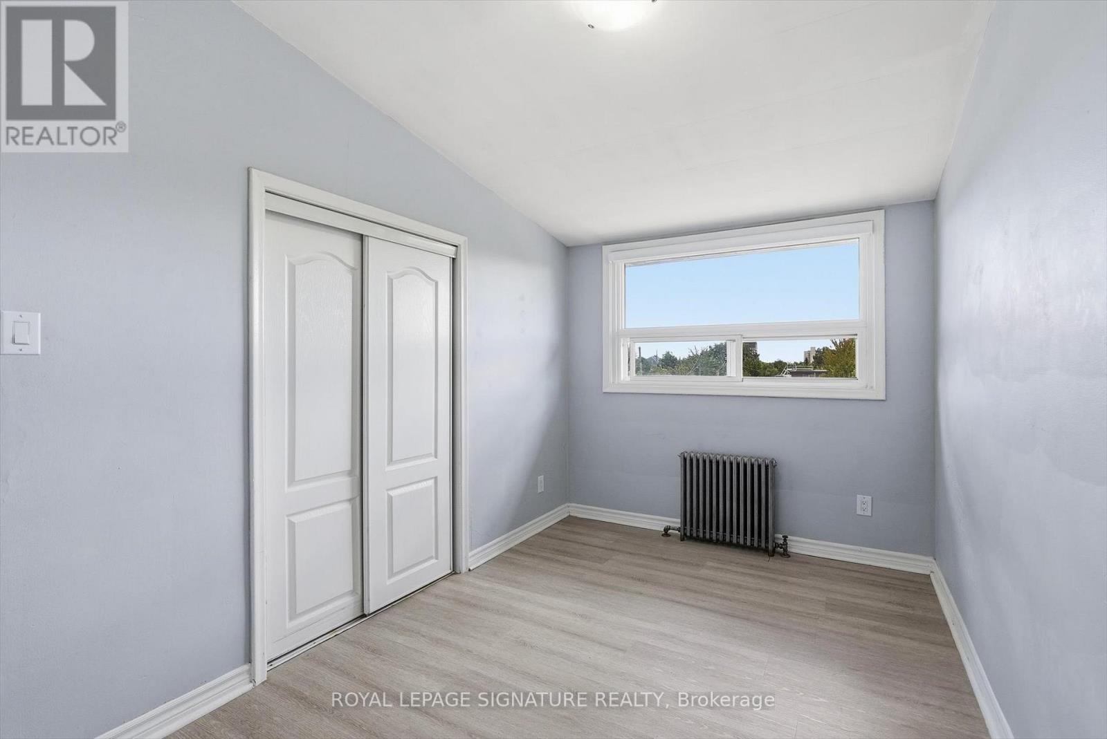 301 - 49 Cuffley Crescent S Property Photo 13