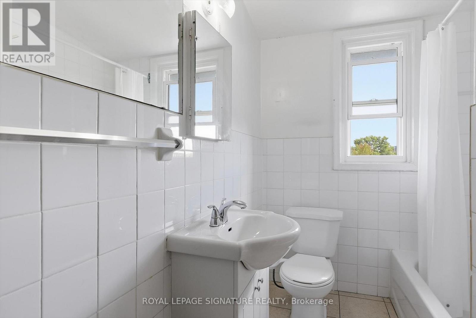 301 - 49 Cuffley Crescent S Property Photo 19
