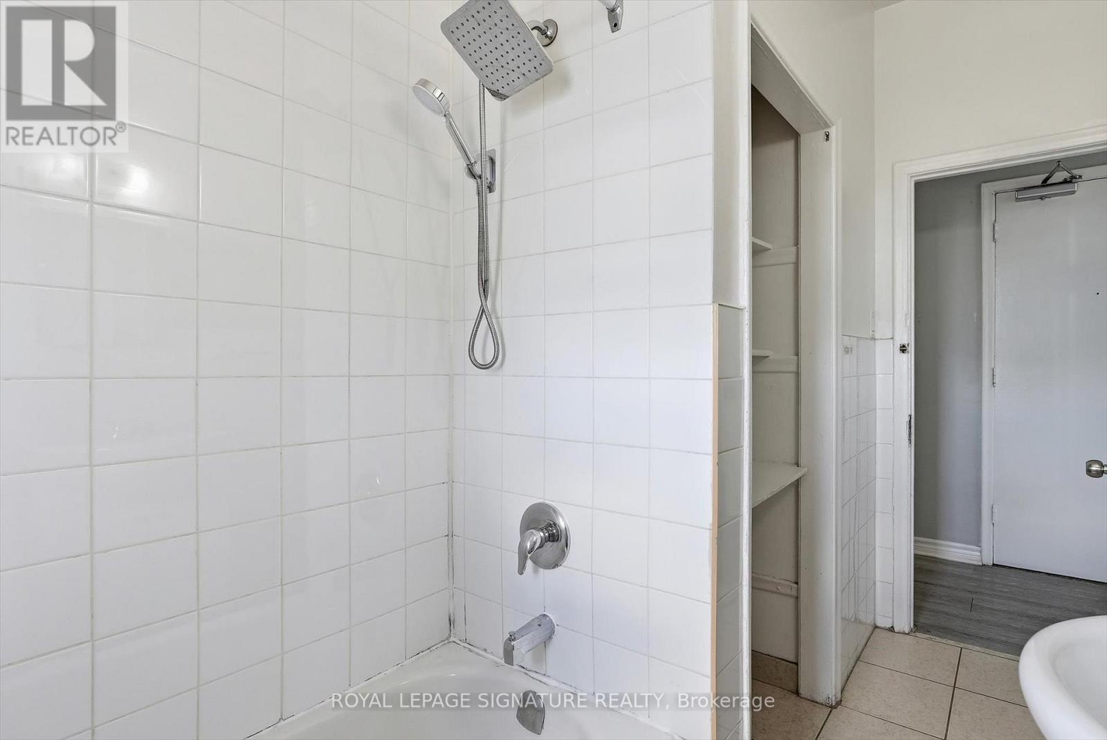 301 - 49 Cuffley Crescent S Property Photo 20