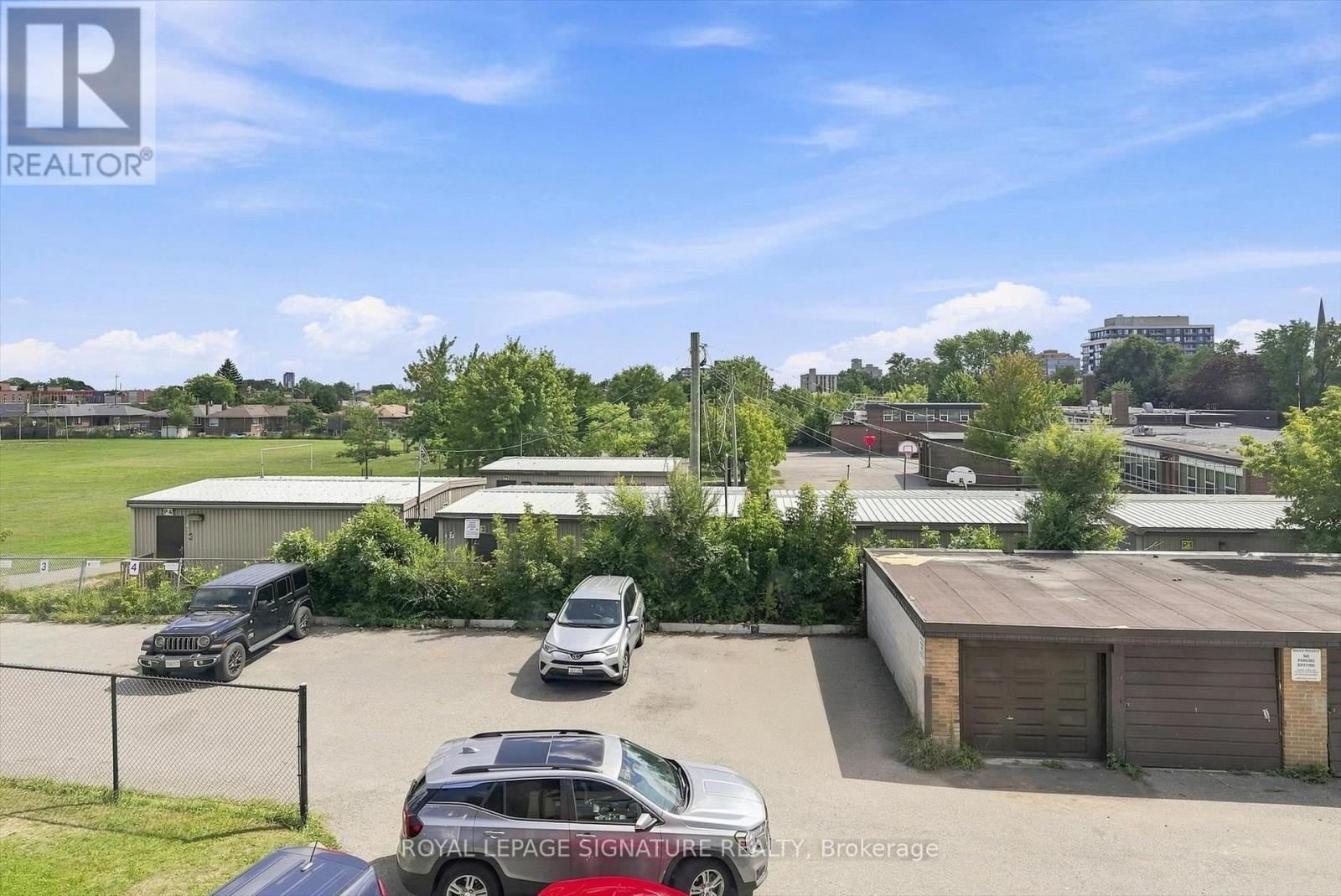 301 - 49 Cuffley Crescent S Property Photo 22