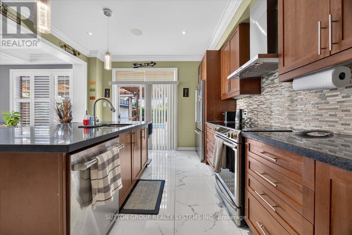 34 Boyces Creek Court Property Photo 12