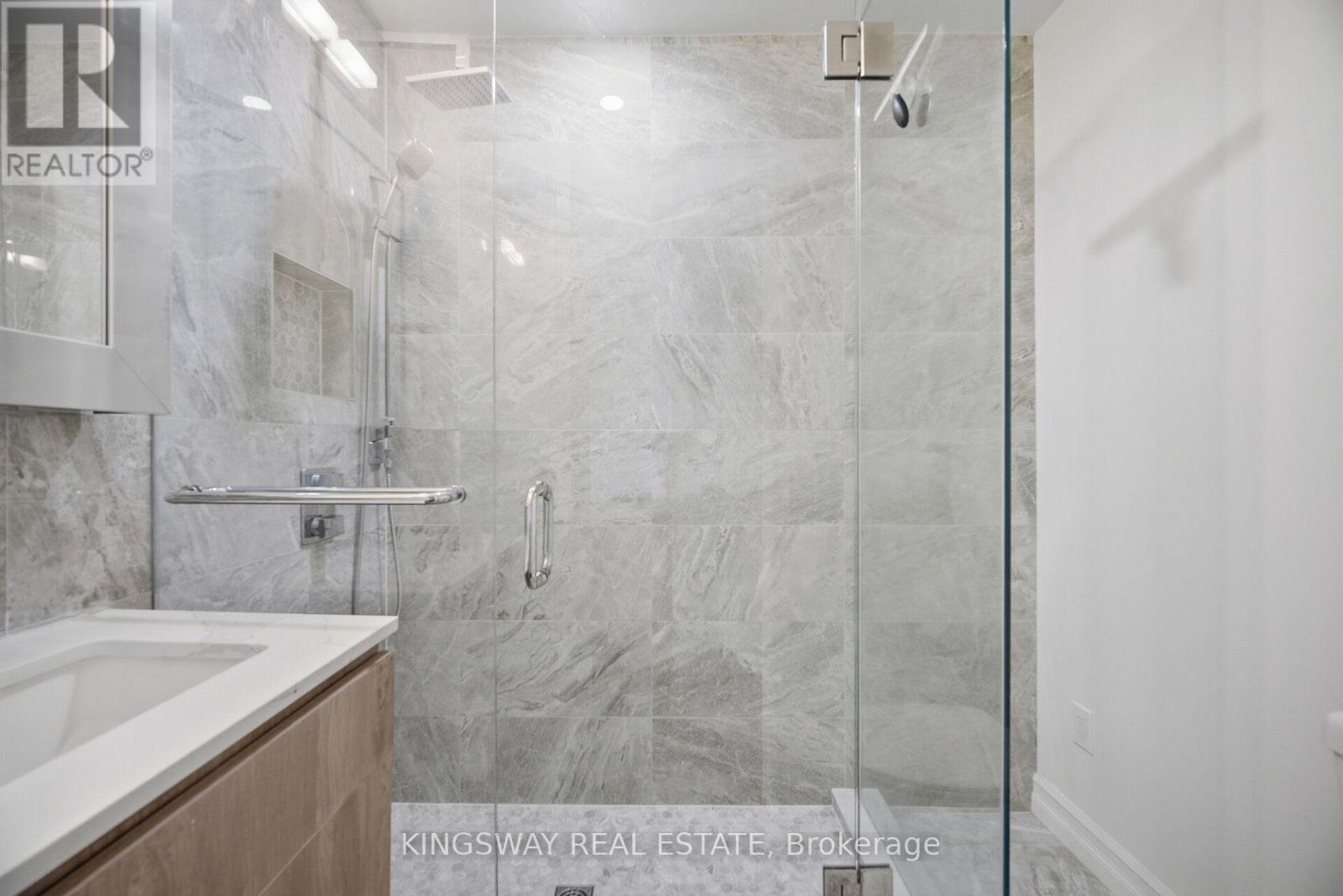 181 - 601 Shoreline Drive Property Photo 24