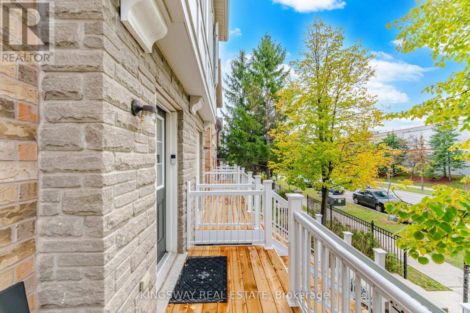 181 - 601 Shoreline Drive Property Photo 40