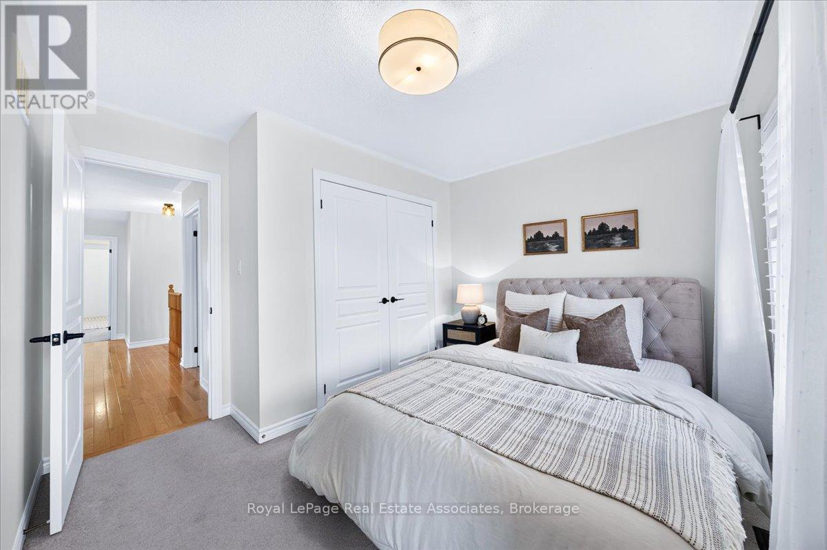 1469 Haws Crescent Property Photo 27