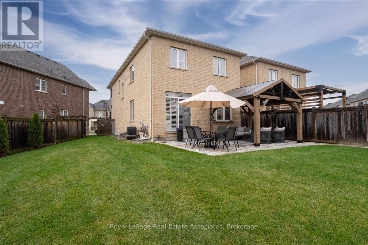 1469 Haws Crescent Property Photo 38