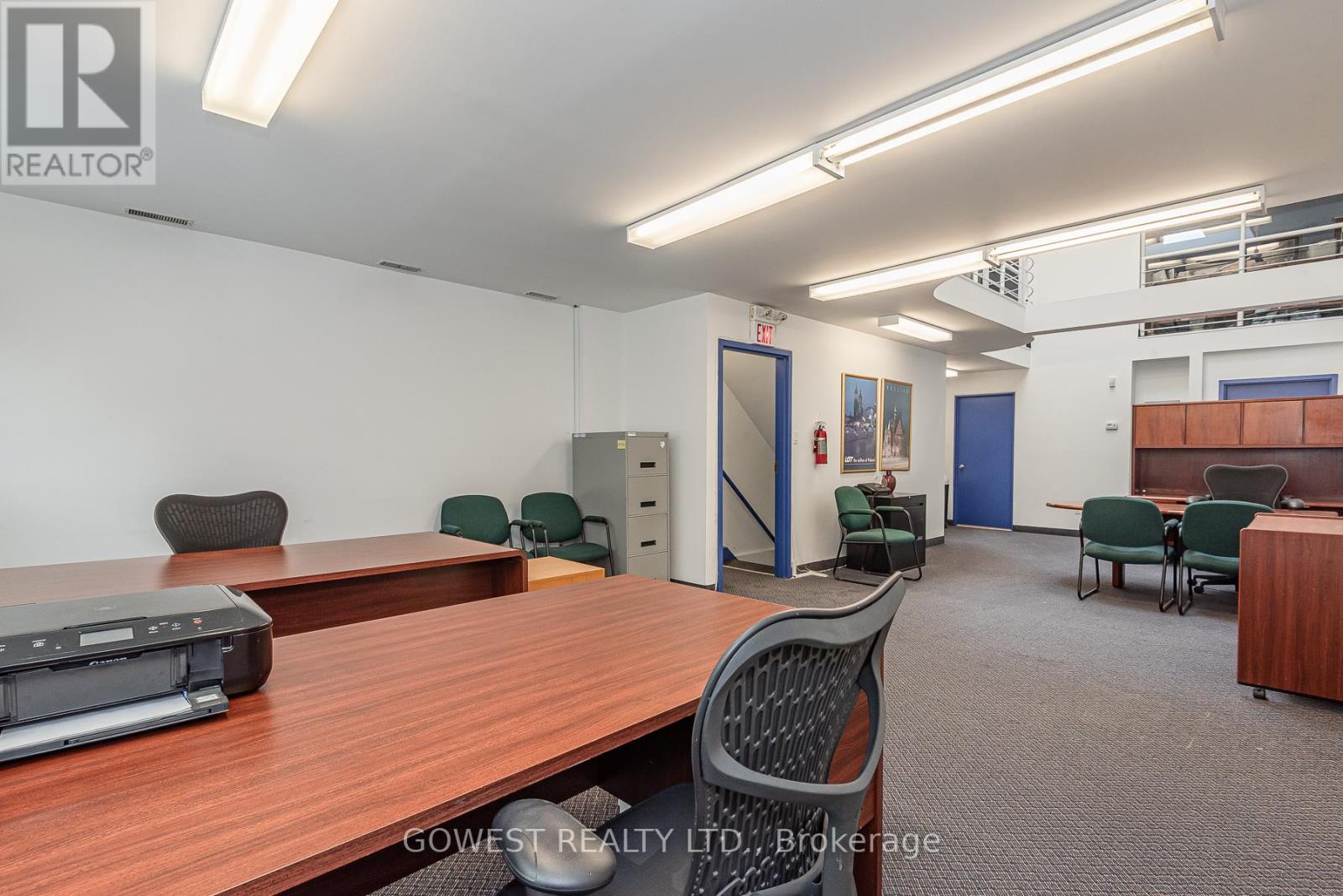 2 &3 Floor - 141 Roncesvalles Avenue Property Photo 5