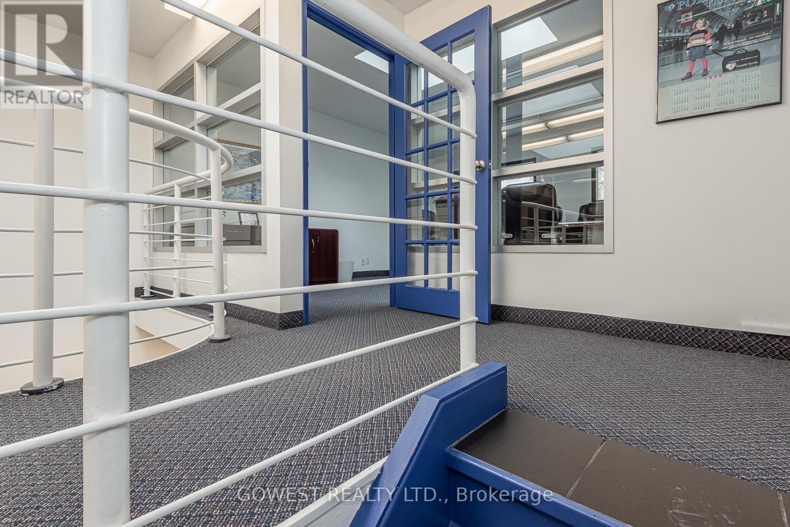 2 &3 Floor - 141 Roncesvalles Avenue Property Photo 12