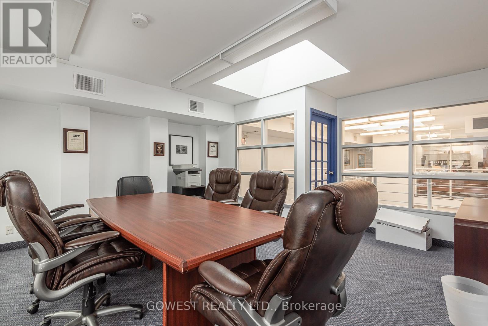 2 &3 Floor - 141 Roncesvalles Avenue Property Photo 16