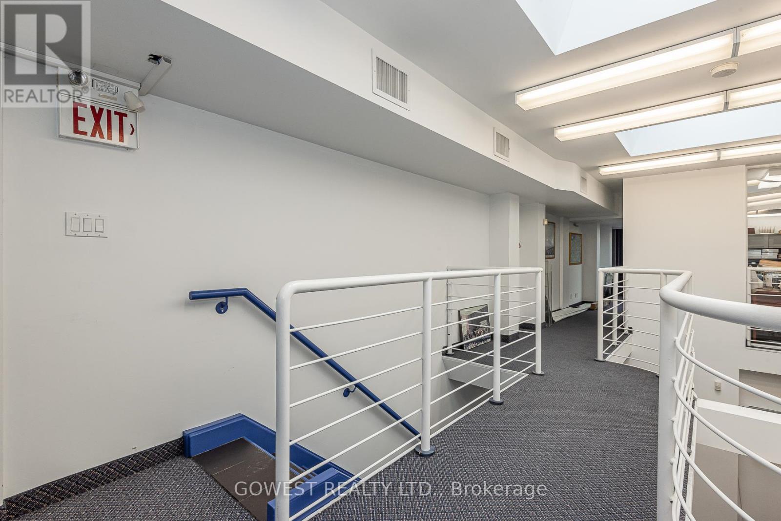 2 &3 Floor - 141 Roncesvalles Avenue Property Photo 18